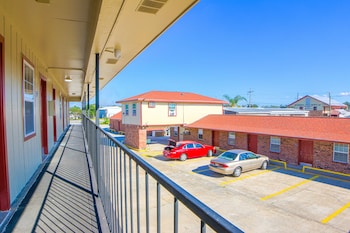 economy inn by oyo lockport near houma