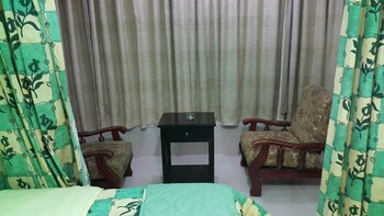 nefertiti hotel