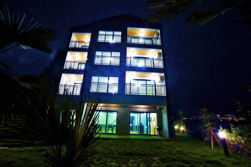 jeju inhouse pension