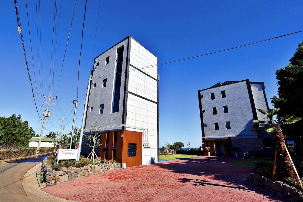 jeju inhouse pension