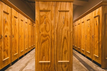 kalakaua inn the kitchen hostel ao