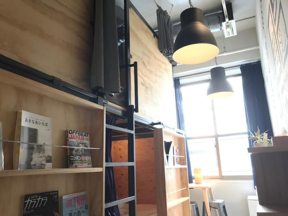 kalakaua inn the kitchen hostel ao