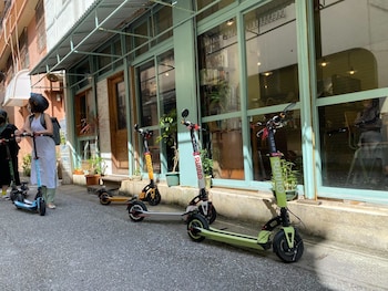 kalakaua inn the kitchen hostel ao
