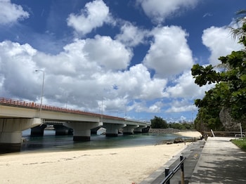 Kalakaua Inn The Kitchen Hostel Ao,Okinawa>>Naha,1 star