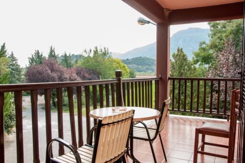 Pineas,Kastraki>>Kalabaka,3 star