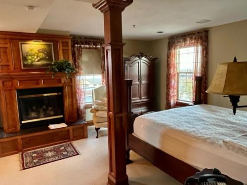 The Port Hotel,Port Washington>>Milwaukee,2 star