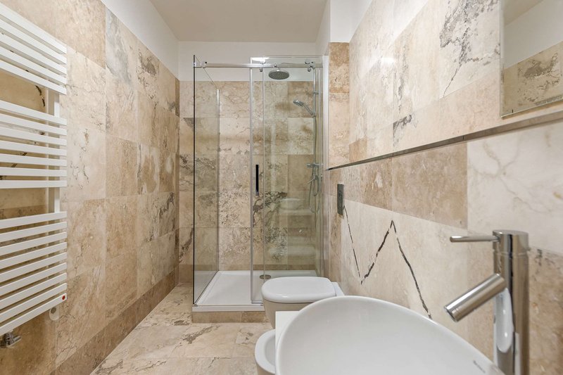 limehome prague halkova