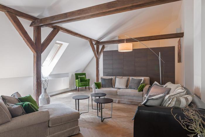 limehome prague halkova