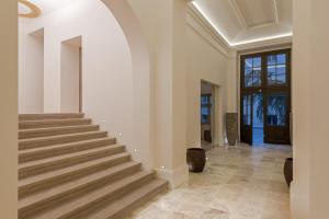 limehome prague halkova