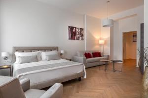 limehome prague halkova