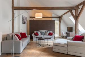 limehome prague halkova