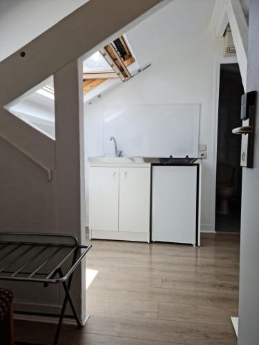 Panam Hotel,In Paris (20Th Arrondissement),3 star