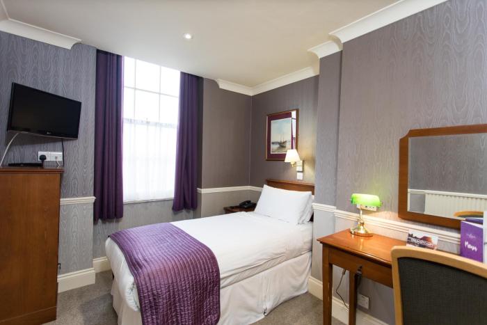the clarendon hotel blackheath
