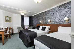 the clarendon hotel blackheath