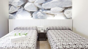 aparthotel meseguer