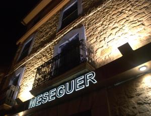aparthotel meseguer