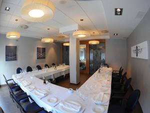 aparthotel meseguer