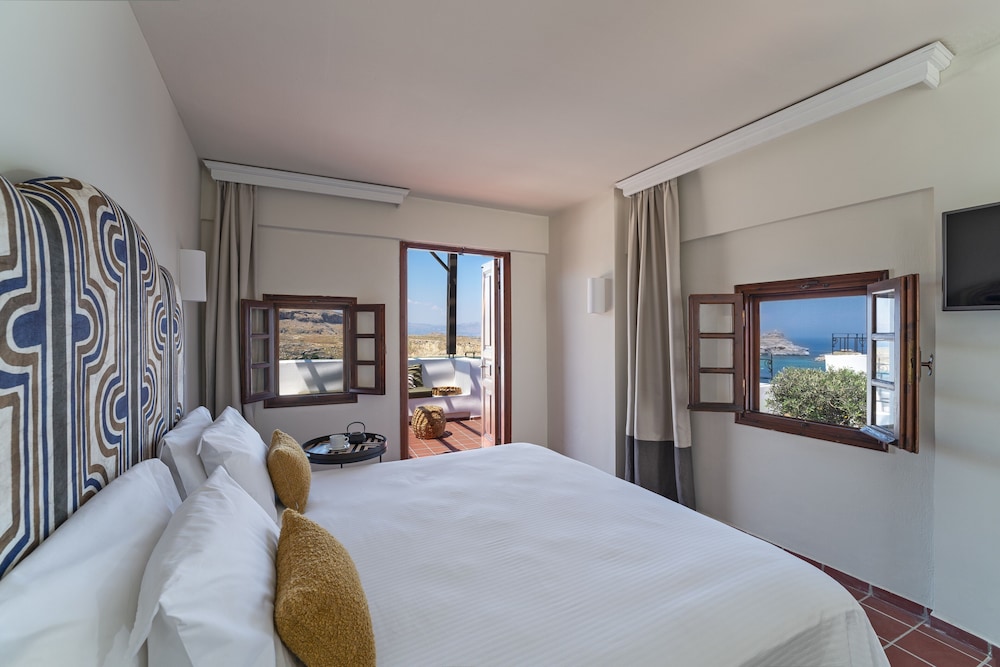 maris lindos suites and apartments