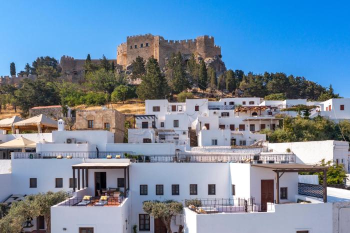 maris lindos suites and apartments
