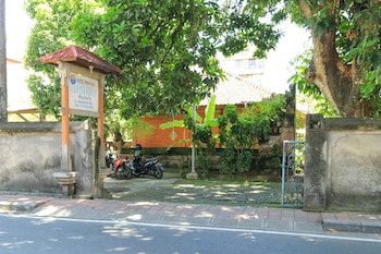 mertha jati hotel and bungalow