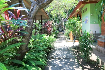 mertha jati hotel and bungalow