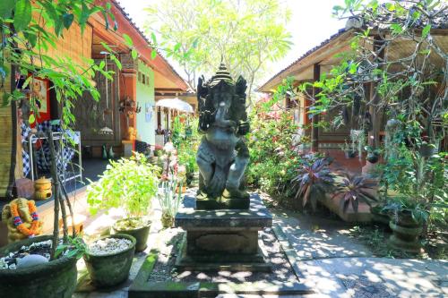 mertha jati hotel and bungalow