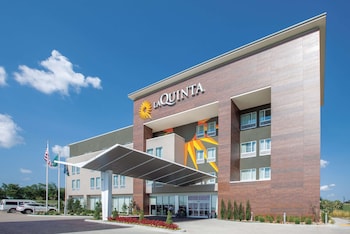 La Quinta Inn & Suites By Wyndham Tulsa Broken Arrow,Tulsa>>Broken Arrow,3 star