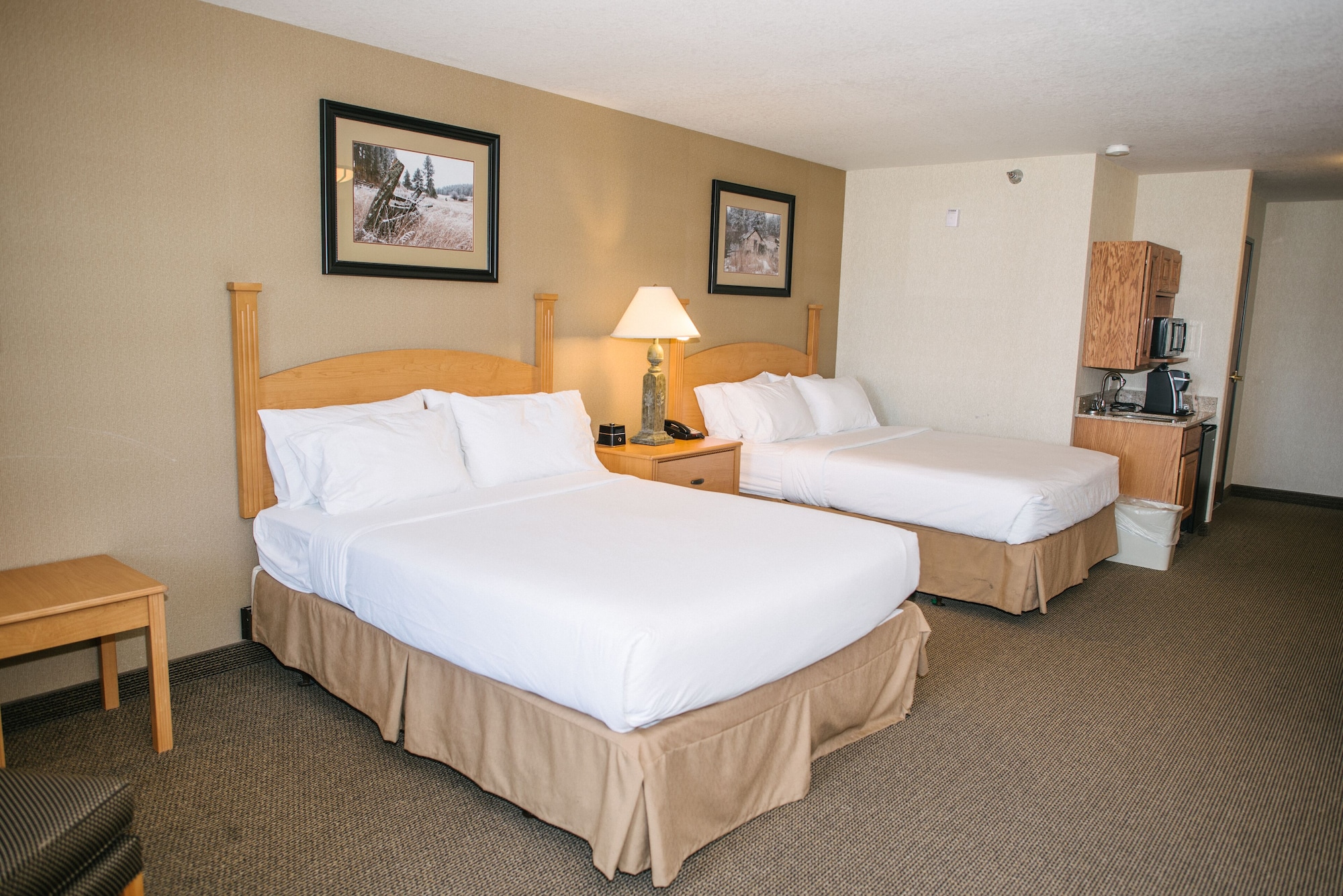 holiday inn express hotel and suites custer by ihg