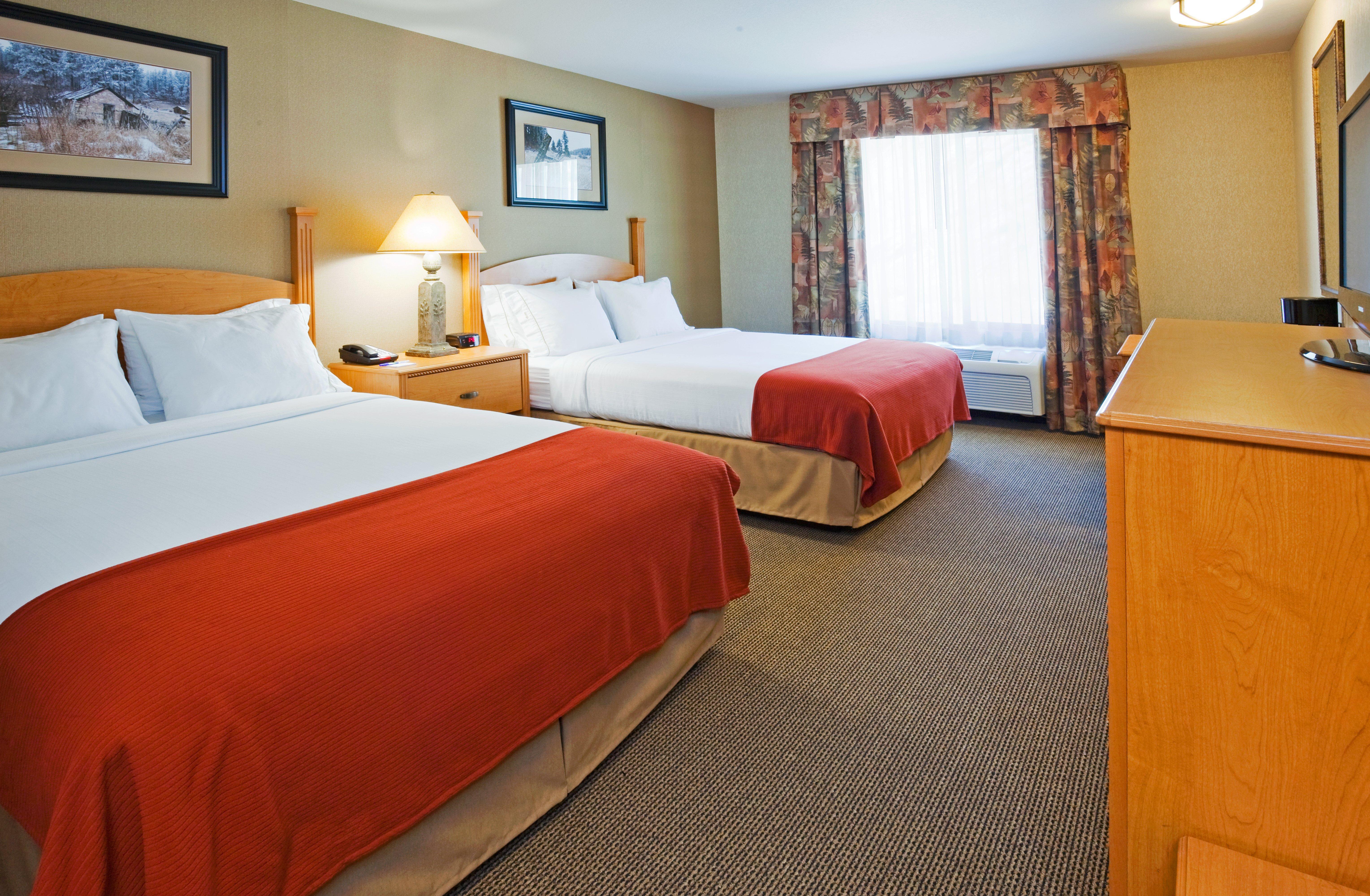 holiday inn express hotel and suites custer by ihg