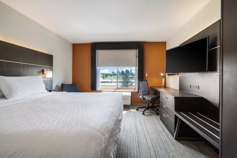 holiday inn express hotel and suites custer by ihg