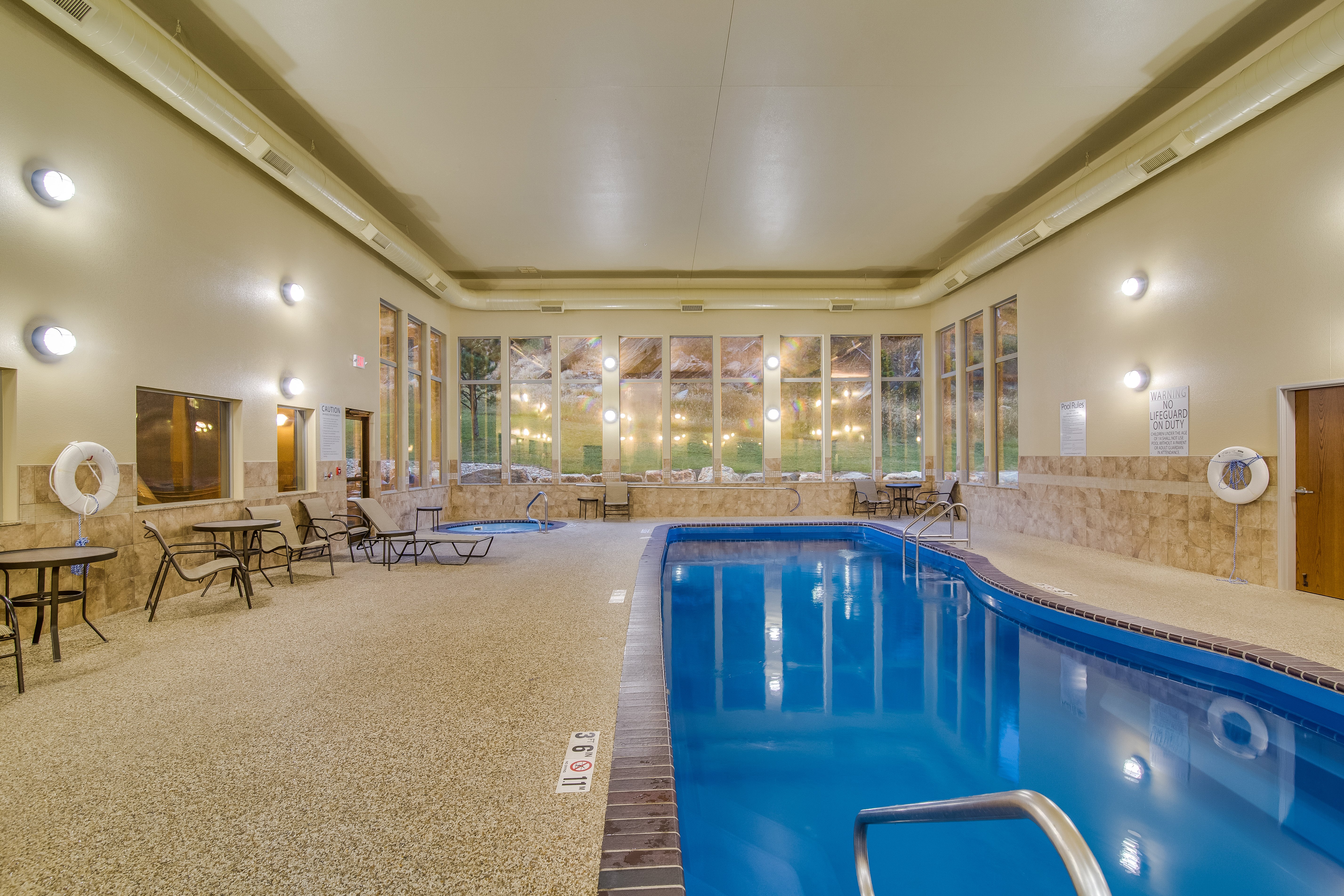 holiday inn express hotel and suites custer by ihg