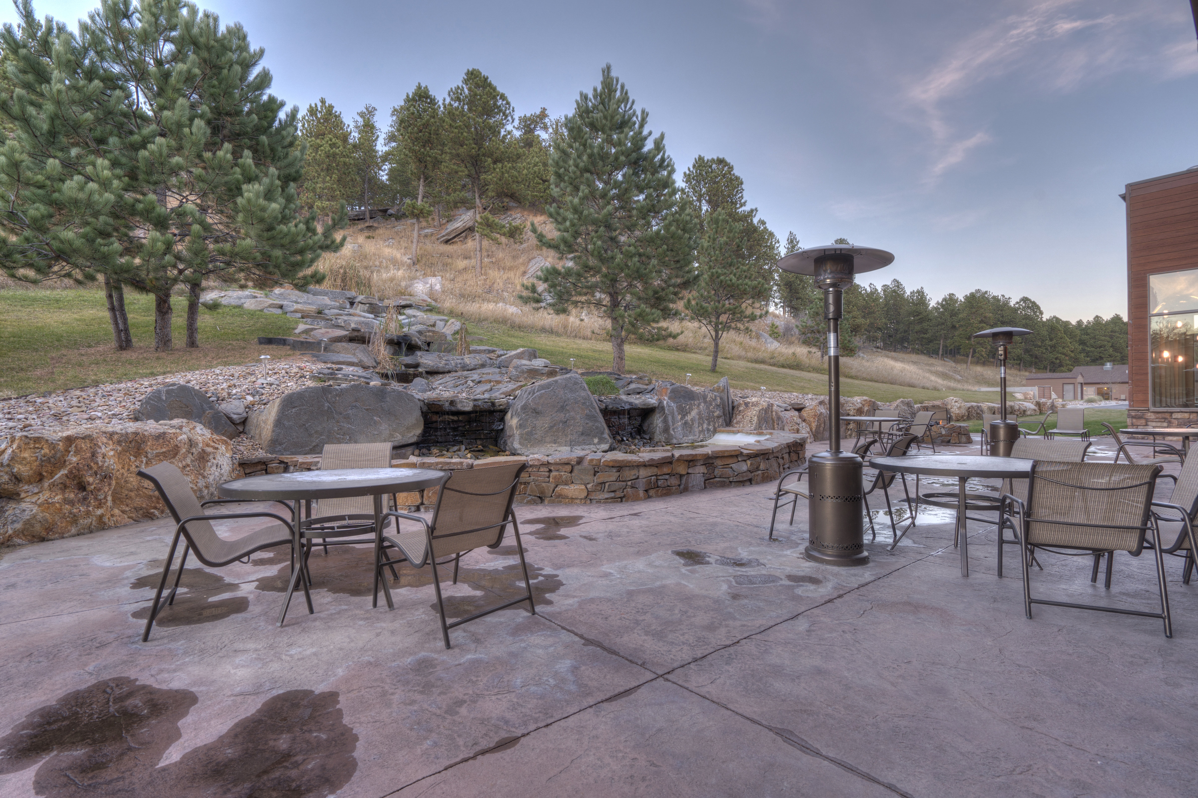 holiday inn express hotel and suites custer by ihg