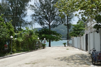 seaview holiday resort
