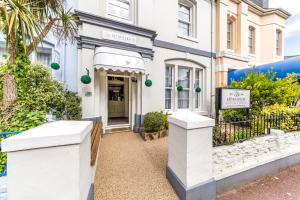 Kethla House,33 Belgrave Road,4 star