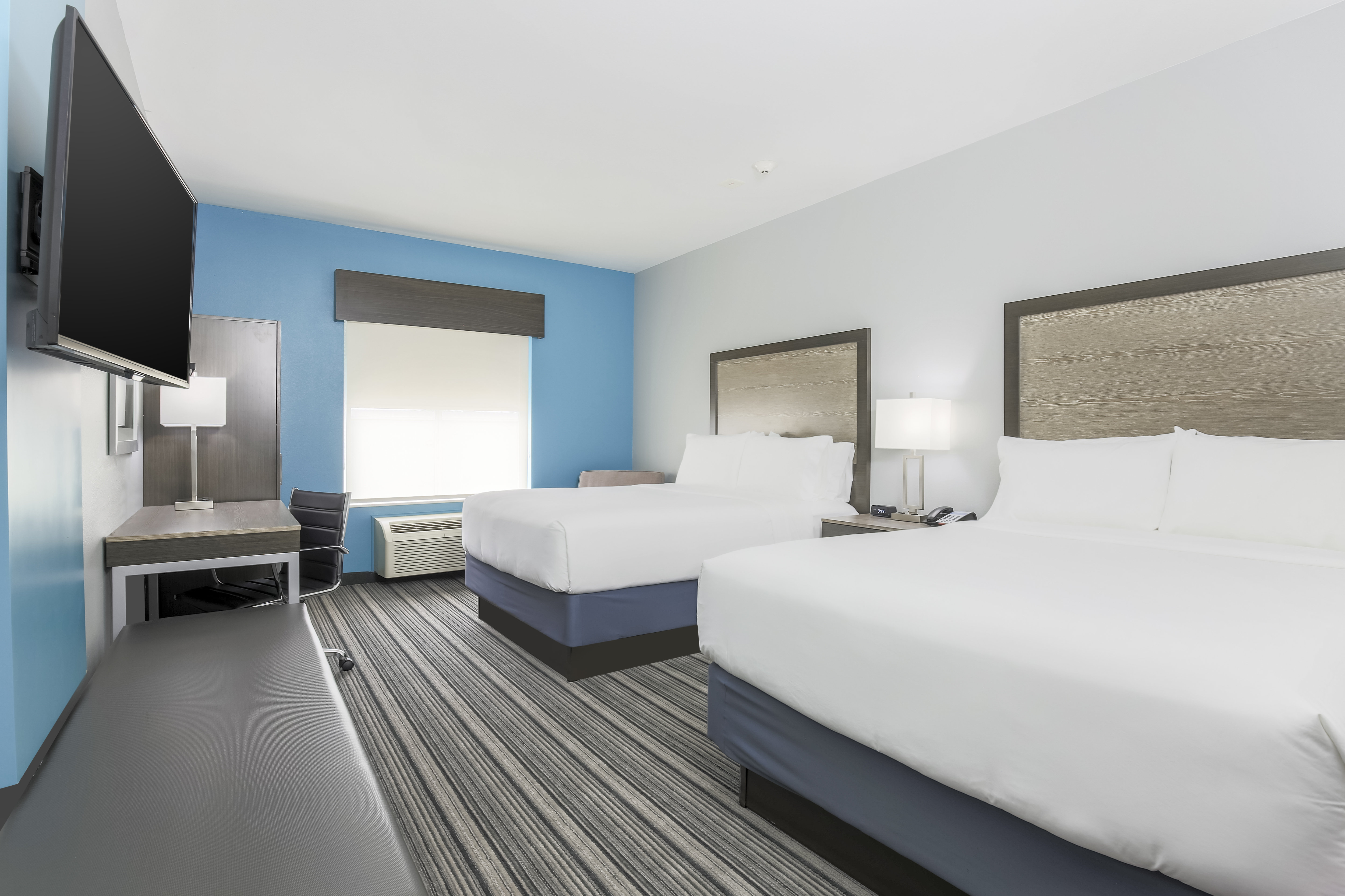 holiday inn exp and sts houston hobby airport area