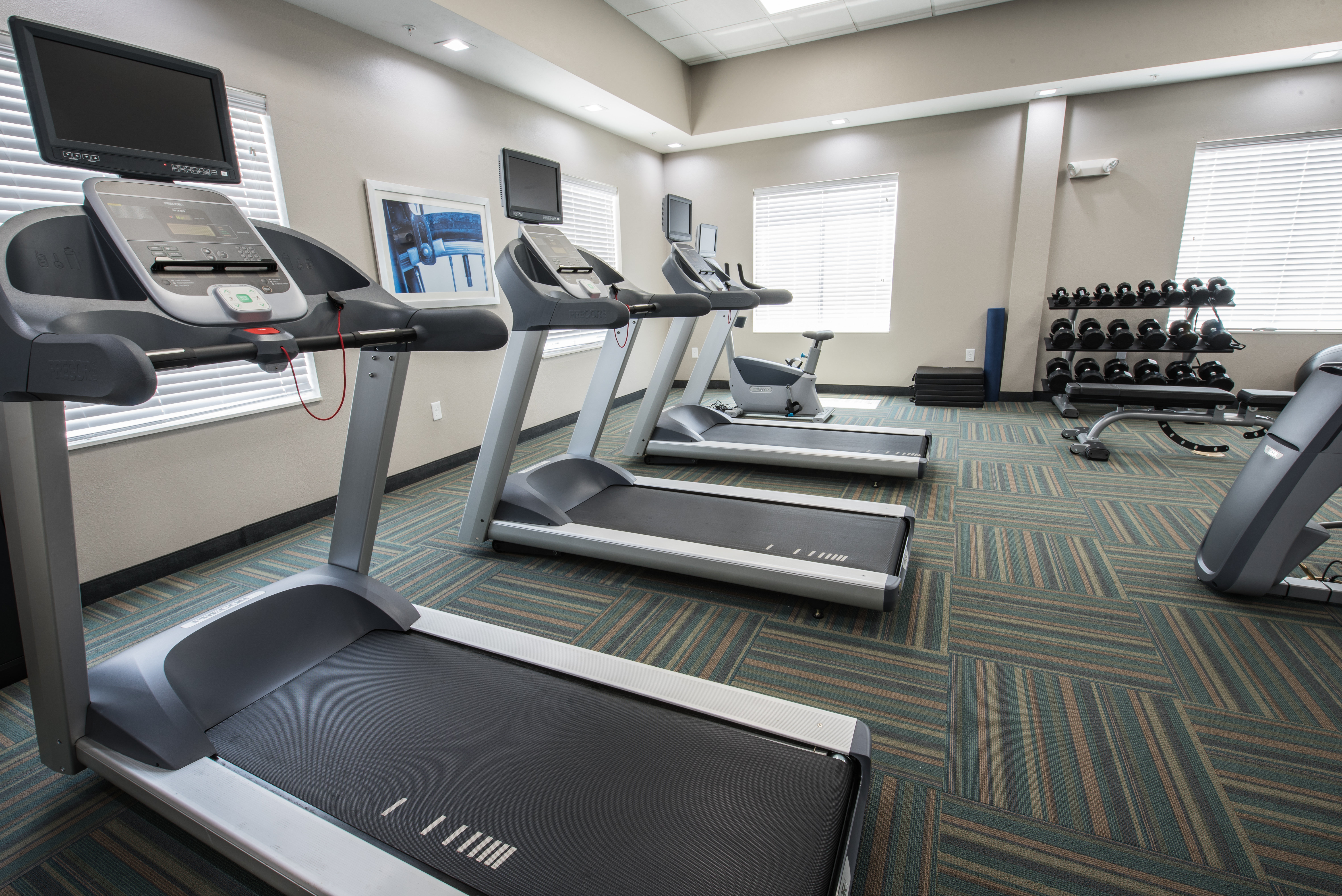 holiday inn exp and sts houston hobby airport area