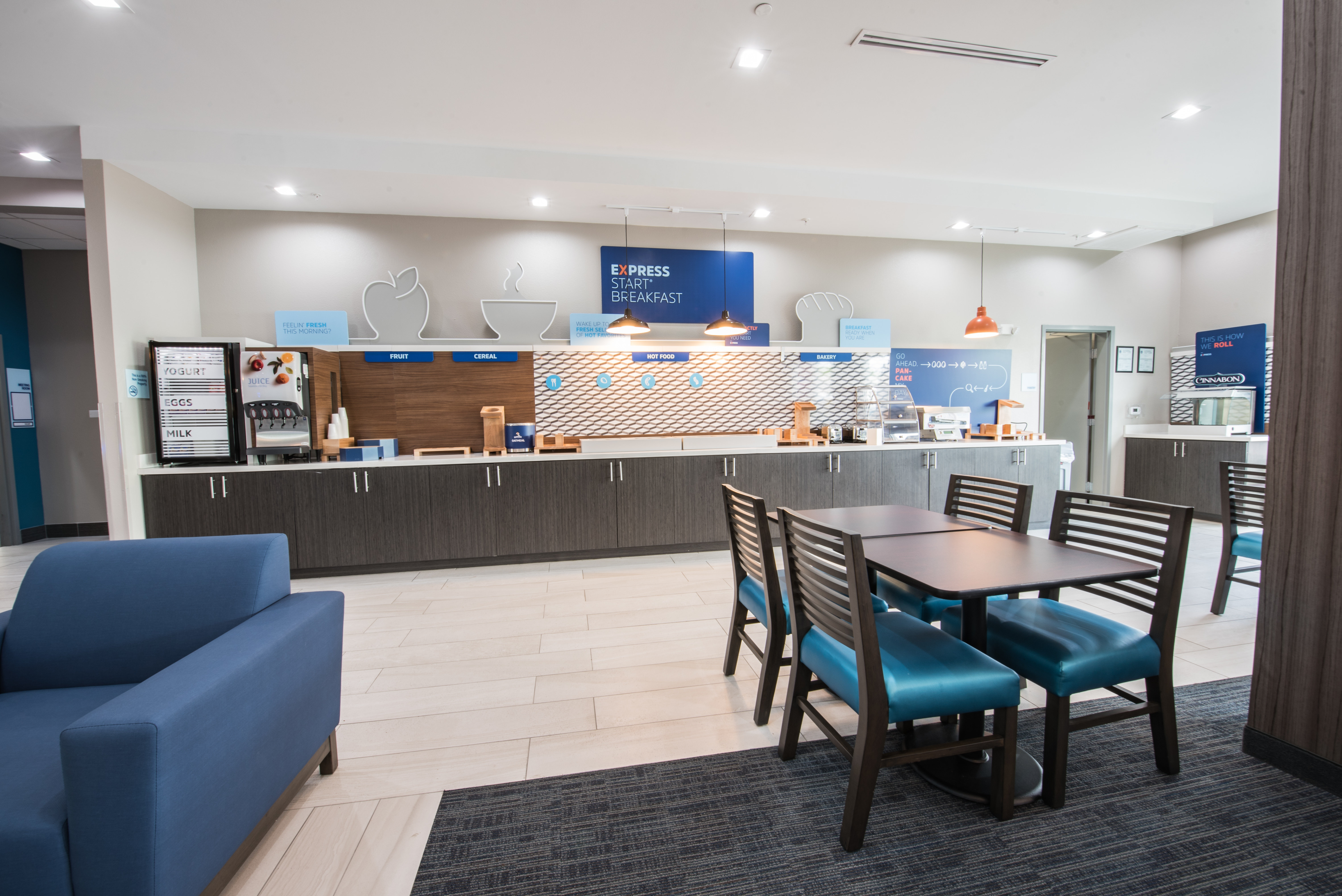holiday inn exp and sts houston hobby airport area