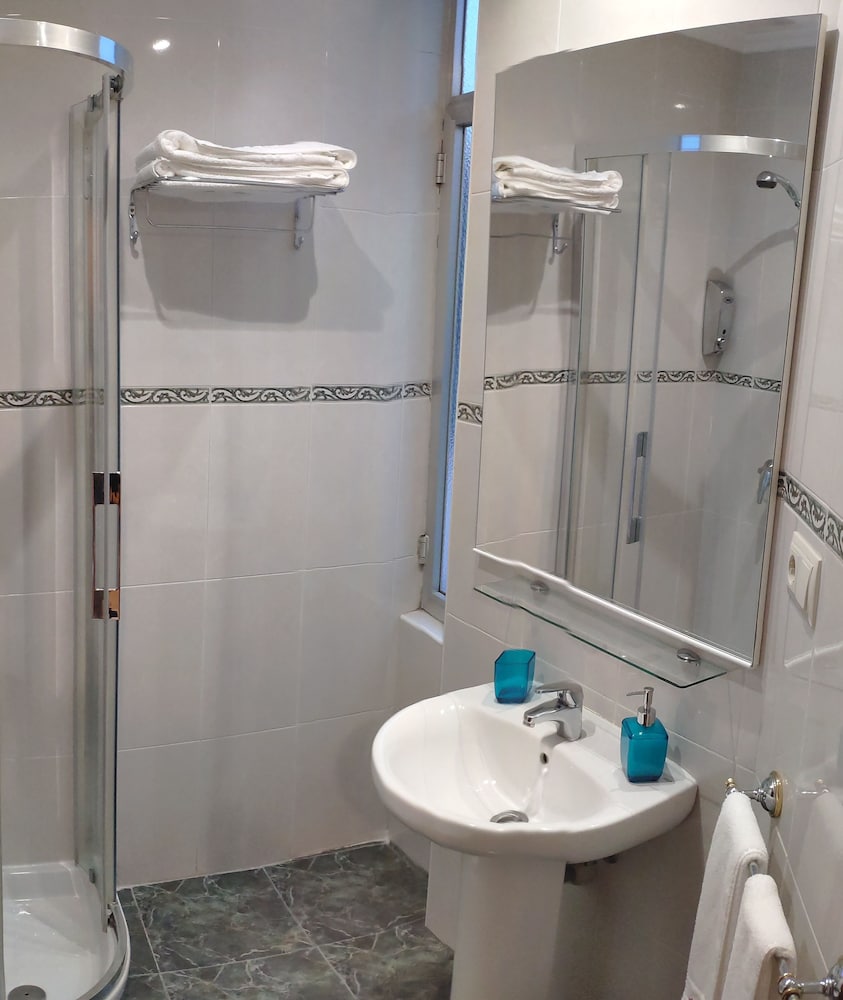hostal hispa nico i