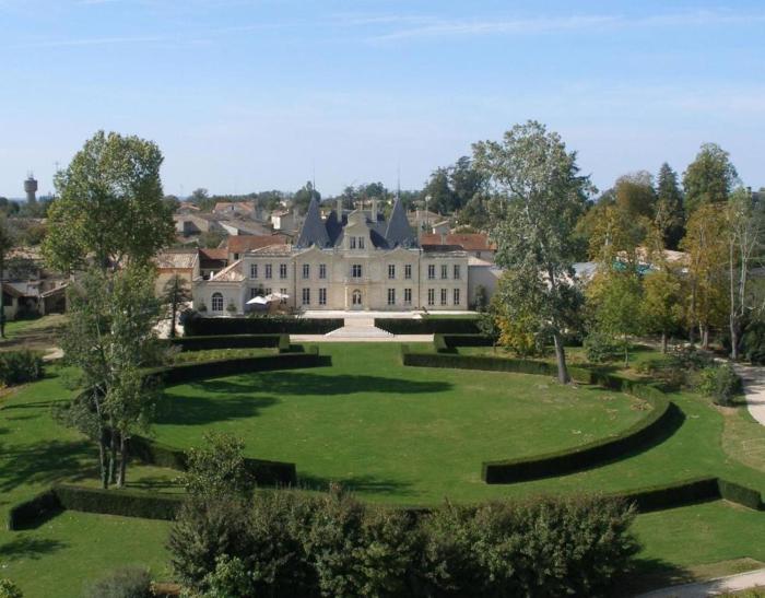 chateau de lussac