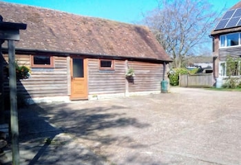 Copper Beeches Accomodation,Gosport>>East Meon,3 star