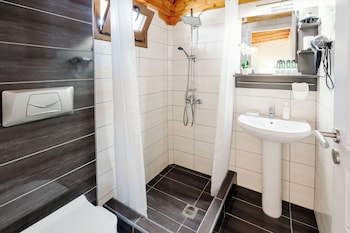 athos guest house pansion