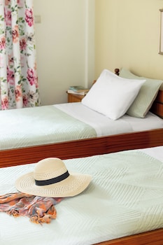 athos guest house pansion