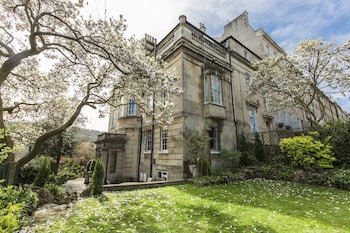 grosvenor villa