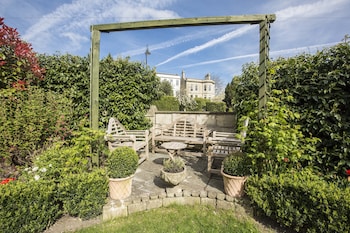grosvenor villa
