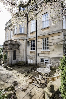 grosvenor villa