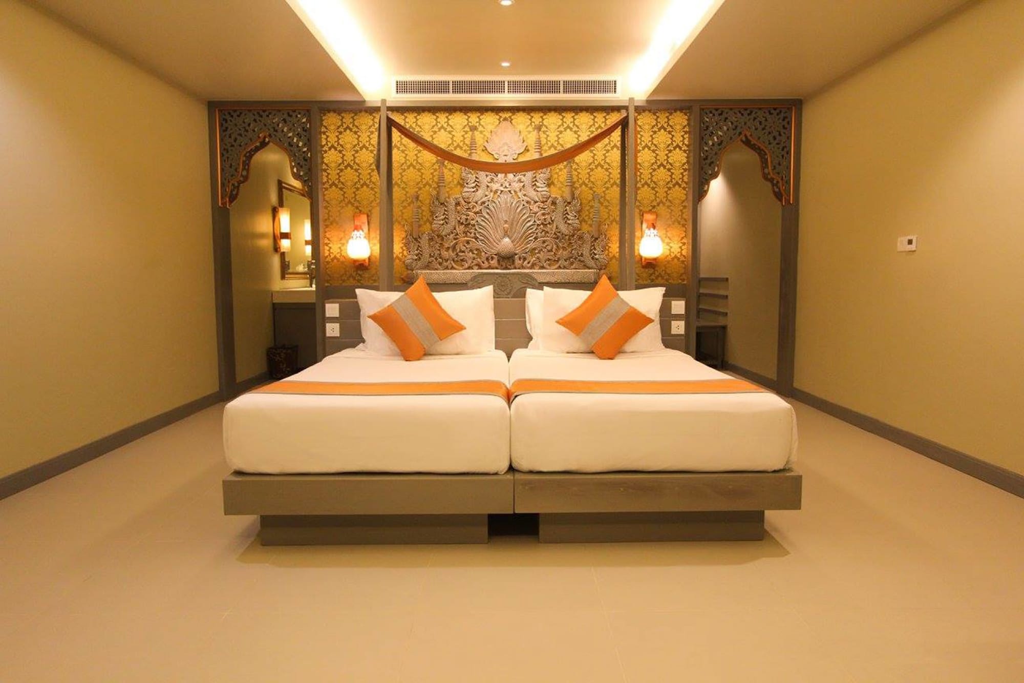 maikhao palm beach resort