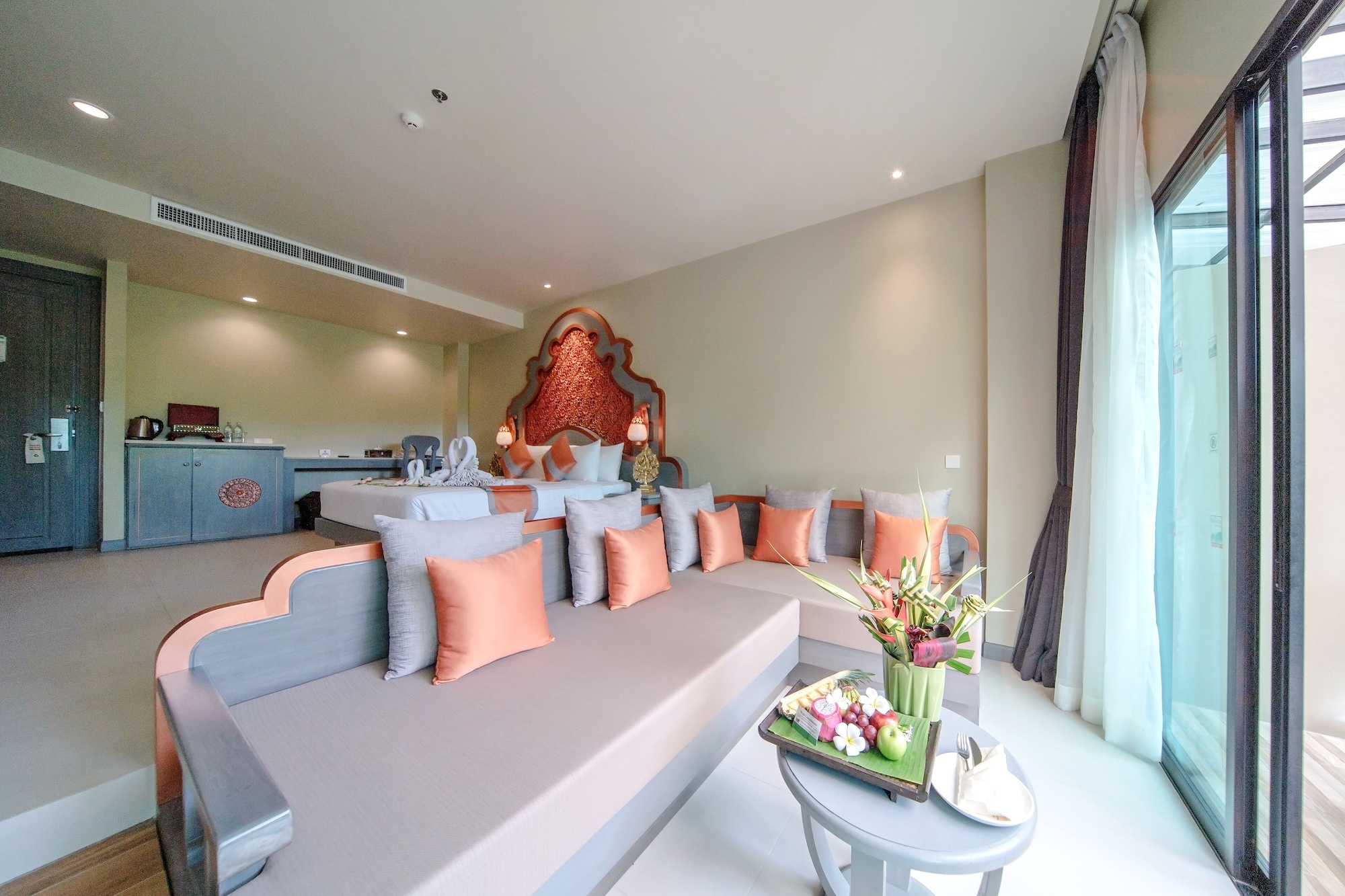 maikhao palm beach resort