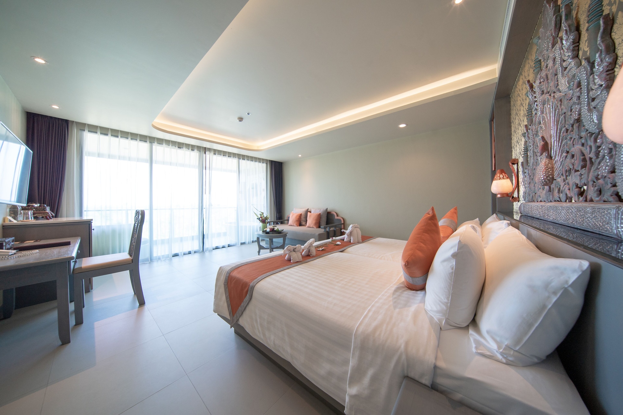 maikhao palm beach resort