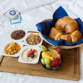 holiday inn singapore little india by ihg
