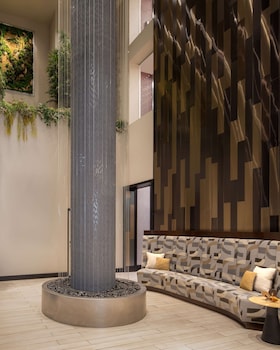 embassy suites by hilton new york manhattan times square